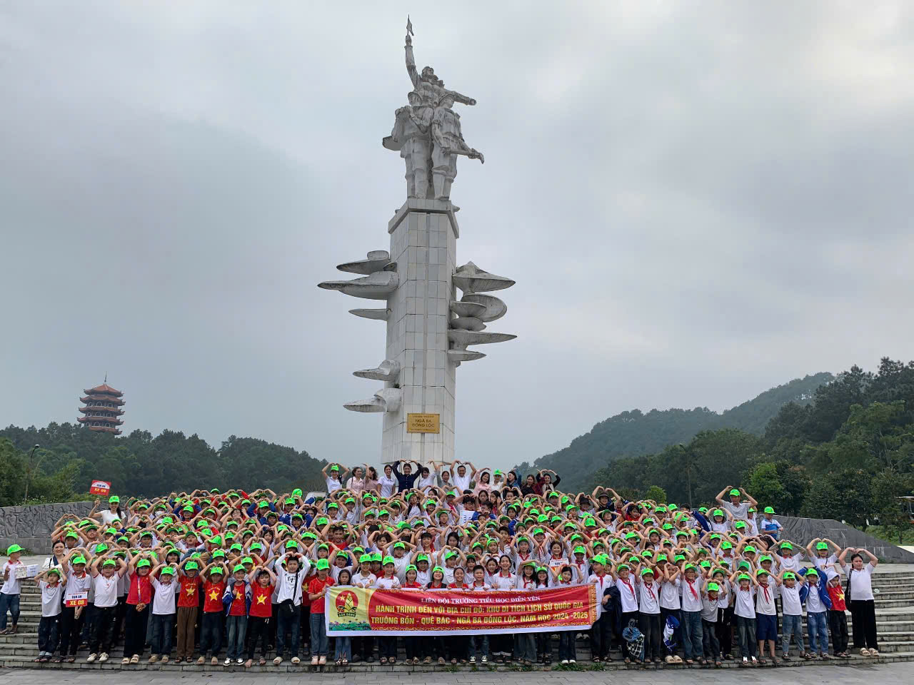 z6413525414666 5bf5b9f3ea6d1e4157fce583ffaf299e